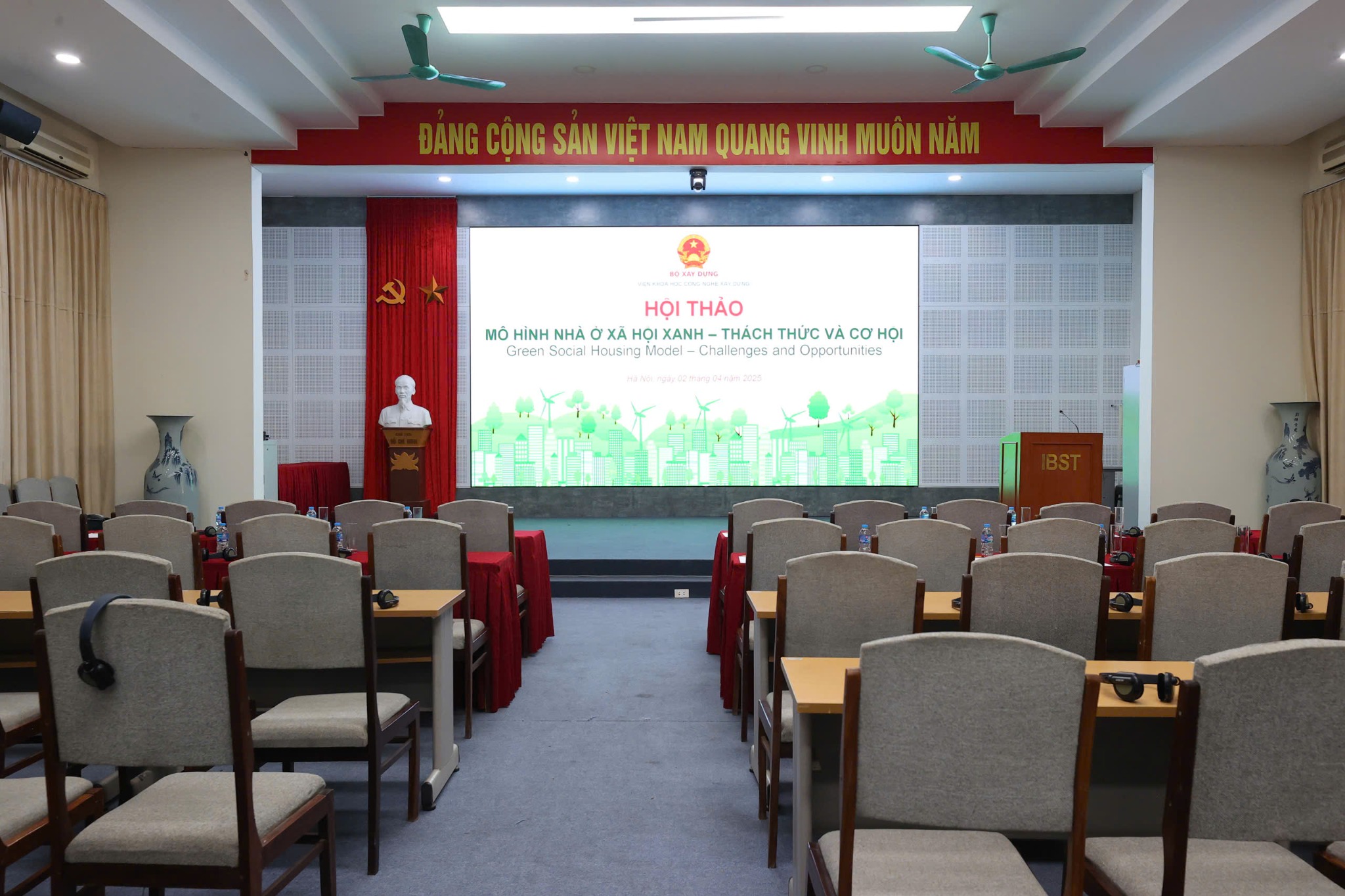 Ảnh hội thảo 12